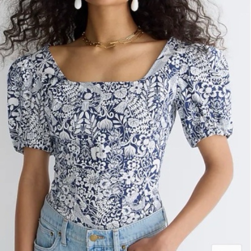 J Crew puff sleeve cotton poplin square neck top floral mermaid print top size 2